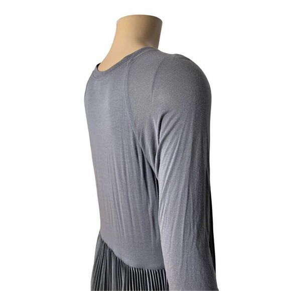 BCBG Maxazria pleated Gray Midi dress XS (026) - Picture 7 of 11